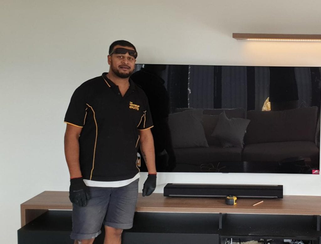 TV Installation & Wall Mounting getting the job done - best pricing - time saving - the hookup guys qld